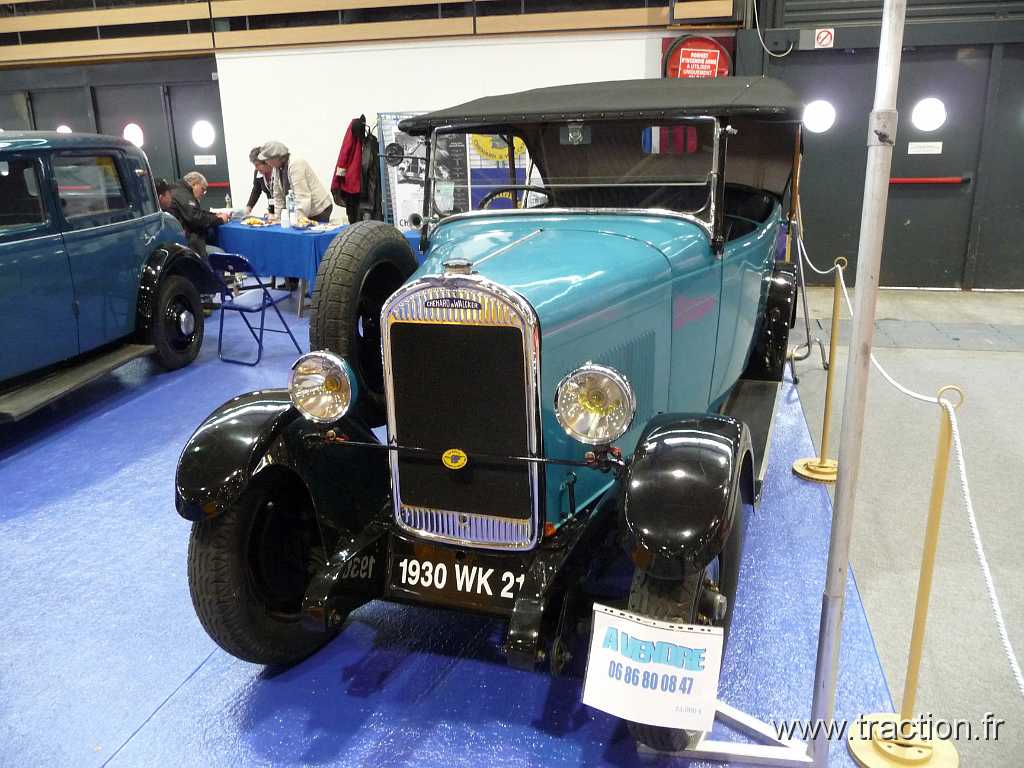 2011_epoquauto (108).jpg - 05/11/2011 - 69000 LYON - EPOQU'AUTO - 33ème Salon International Autos & Motos Anciennes - CHENARD & WALKER - Modèle Y 6 Torpédo commercial - 1930